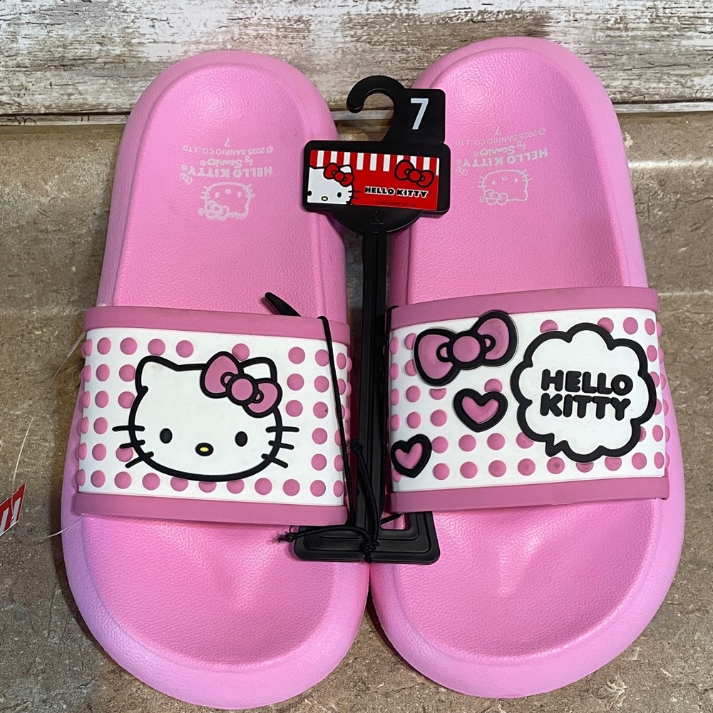 Hello Kitty Size 7  Women’s Pink Sandals